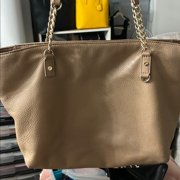 EUC Michael Kors Pebbled Leather Tote - Picture 1 of 1